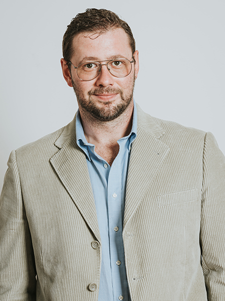 Martin Slavev